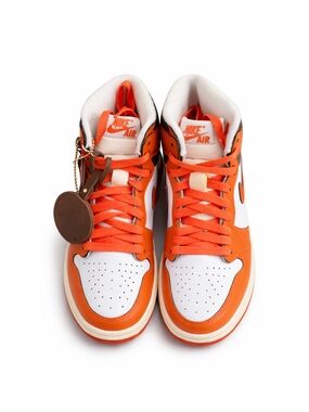 Nike Air Jordan 1 Retro High OG 'Starfish'